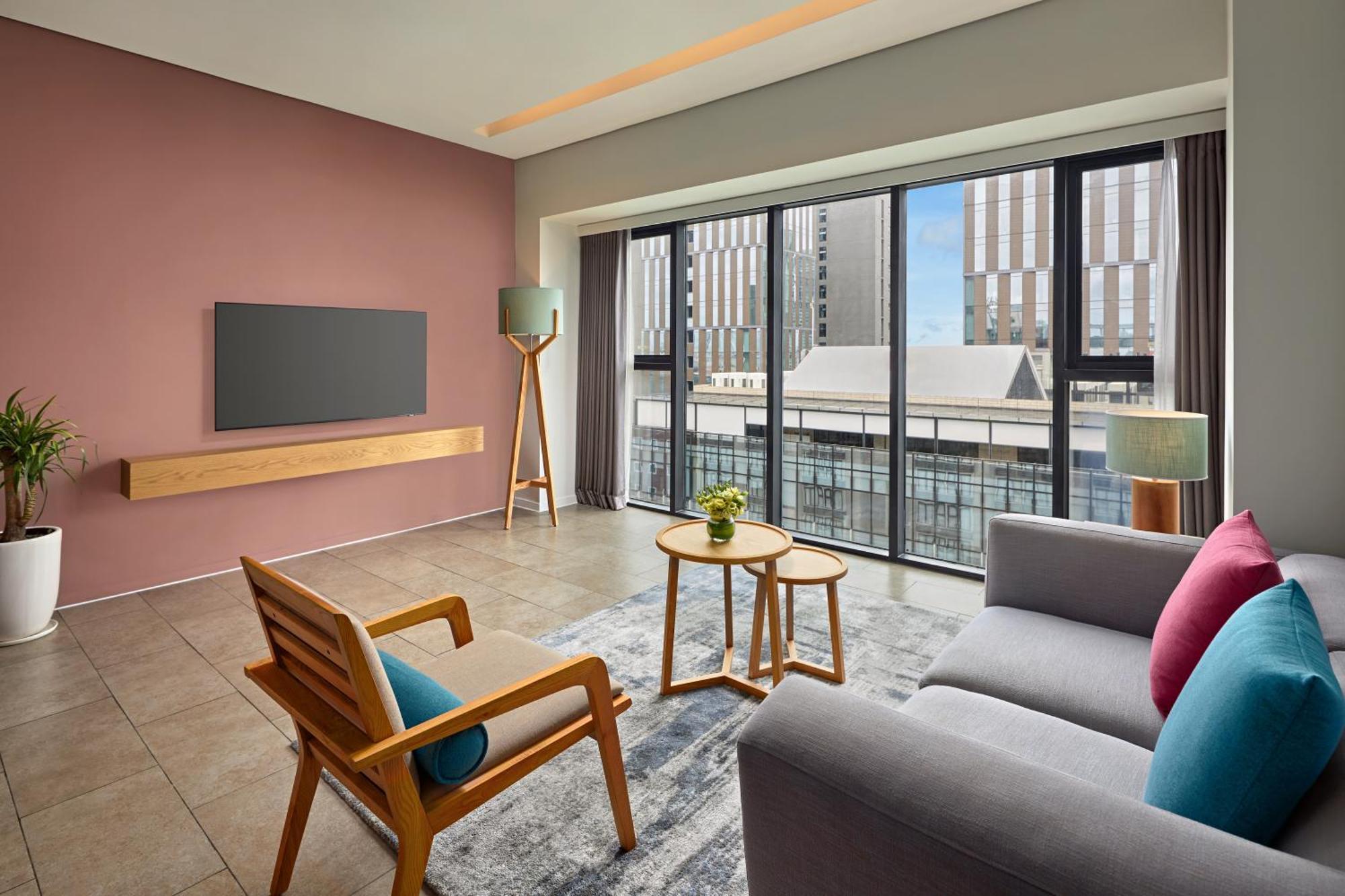Căn hộ Novotel Living Saigon South *